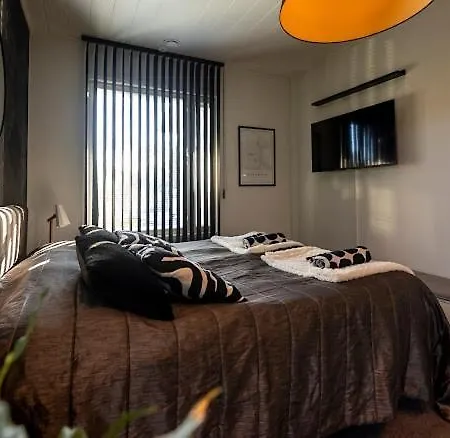 Unique Lapin Kulta *